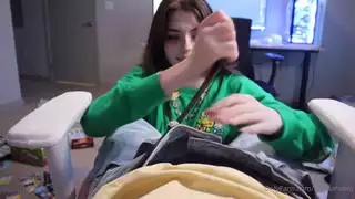 Hannahowo BG Blowjob Cumshot – Onlyfans Sex Tape