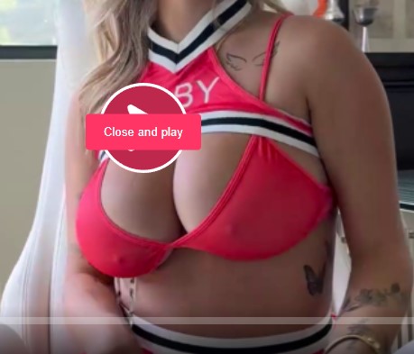 Kaitlyn Krems shows off her perfect Boobs – Onlyfans Video !!!